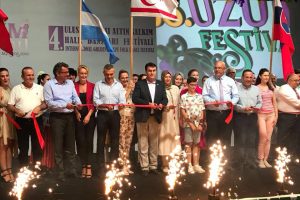 Bursa KKTC'de Üzüm Festivali'ne katıldı