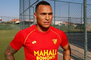Göztepe'nin futbol aşkı Bursa'dan İzmir'e götürdü