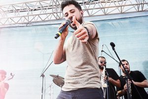 Bahadır Tatlıöz konserlere devam ediyor