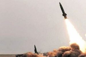 Husilerden Suudi Arabistan'a füze saldırısı