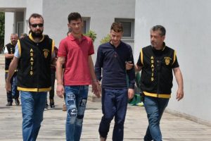 Suriyeliyi 'korna' çaldı diye öldürdü