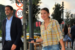 Özge Özberk'in keyfi yerinde
