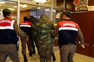 Savunma Bakanı Kammenos: 2 askerimiz Erdoğan'ın talimatıyla tutuklandı