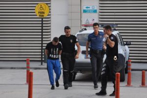 Bursa'da polis uyuşturucu tacirlerine göz açtırmıyor