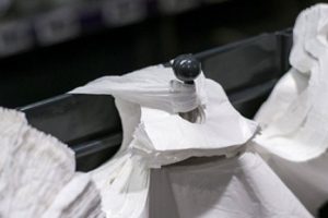 Yeni Zelanda'da plastik poşet kullanımı yasaklanıyor