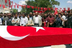 Şehit düşen Ömer Güç, son yolculuğuna uğurlandı