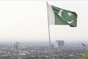Pakistan, İran ile ticarete devam edecek