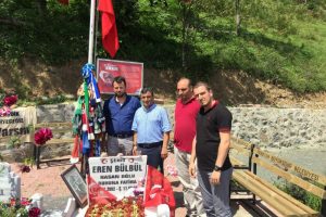 Şehit Eren Bülbül mezarı başında anıldı