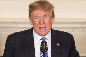Trump'tan 'Kanada ve Meksika ile ticaret' açıklaması