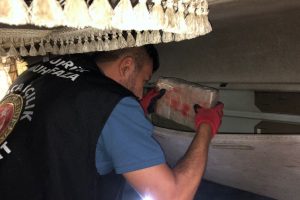 Ağrı Gürbulak'ta eroin operasyonu