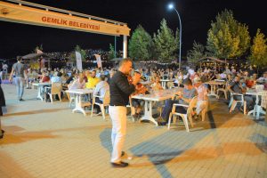 Bursa'da Engelsiz Kafe'de ''Bizden Sesler'' programı