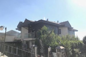 Bursa'da orman yangını villara sıçradı