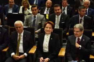 ''Sizlere kolay başarı vaat etmiyorum''
