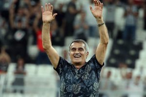 Şenol Güneş tünelden geriye geldi