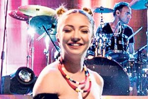 Ece Seçkin konserden konsere koşuyor