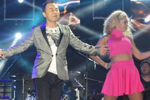Serdar Ortaç: Dansçı kızlara sarılmak yasak