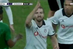 Caner Erkin VAR'e küfretti
