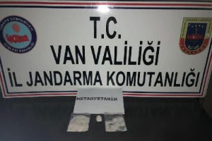 Yolcunun üzerinden çıktı! 1 kişiye gözaltı