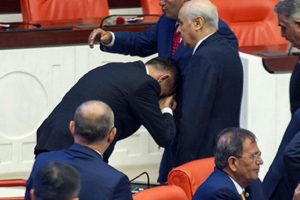 Bahçeli'nin davetine İYİ Partili Arkaz'dan yanıt geldi!