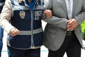 FETÖ'den aranan eski emniyet müdürü yakalandı