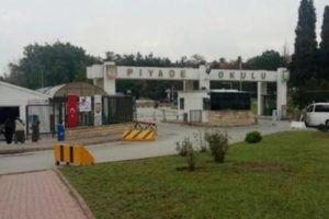 Tuzla Piyade Okulu'nda 1O kişi FETÖ'den gözaltına alındı