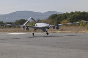 SİHA destekli operasyonda 2 terörist sağ yakalandı