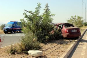 Askerlerin bulunduğu araç kaza yaptı: 1 ölü, 2 yaralı