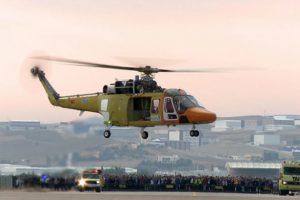 Türkiye'nin ilk özgün helikopteri uçuşunu yaptı