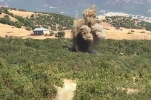 Tunceli'de 2 sığınak imha edildi