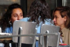 Burçin Terzioğlu muhabirlerden kaçtı