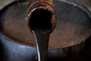 Küresel petrol arzı rekor seviyede