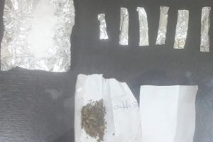 Bursa'da uyuşturucu operasyonu: 2 kişiye gözaltı