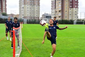 Başakşehir kuvvet çalıştı