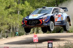 Shakedown etabı Thierry Neuville'nin