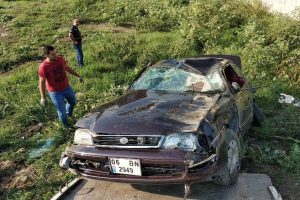 Düğüne giden otomobil takla attı: 3 yaralı