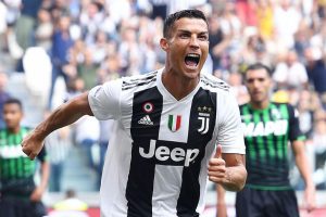 Ronaldo Juve'de siftah yaptı