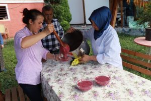 Rize'de 'pepeçura' zamanı