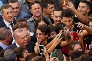 Cumhurbaşkanı Erdoğan'a yoğun ilgi!