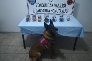 Kavanozlara gömülü esrar yakalandı