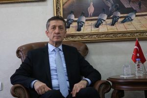Bakan Selçuk'tan yurt dışında görev yapan öğretmenlere mektup