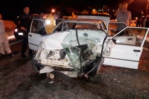 İki otomobil çarpıştı: 5 yaralı