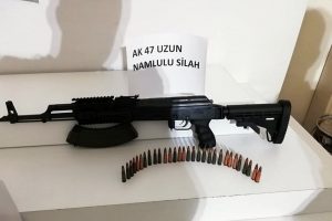Uzun namlulu silahla yakalandı