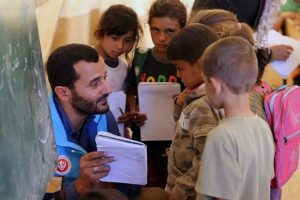 TDV İdlib'de olası göçe karşı önlemlerini aldı