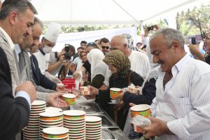 Bursa'da aşure geleneği bozulmadı