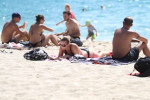 Plajlar tatilci ve turistlere kaldı