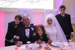 Gelinlik giyme hayali 13 yıl sonra gerçek oldu
