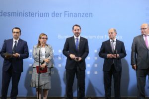 Bakan Albayrak'tan kritik görüşme sonrası önemli mesaj
