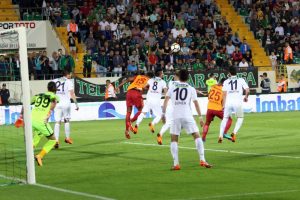 Akhisarspor ile Galatasaray 13. randevuda