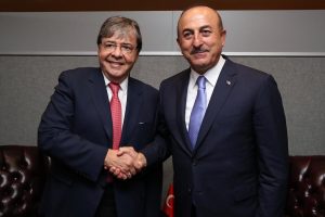 Bakan Çavuşoğlu temaslarına devam ediyor