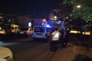 Sağlık ekiplerine ''Bana yardım edin'' diyen şahıs bayıldı